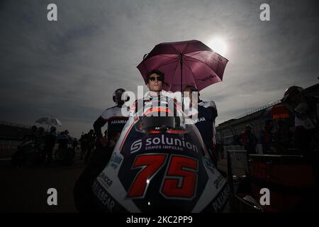 Albert Arenas (75) d'Espagne et Solunion Aspar Team Moto3 pendant le MotoGP de Teruel au circuit d'Aragon de Motorland sur 25 octobre 2020 à Alcaniz, Espagne. (Photo de Jose Breton/Pics action/NurPhoto) Banque D'Images