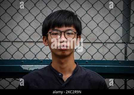 Tony Chung, militant étudiant pro-démocratie de Hong Kong et ancien chef du Studenlocalisme dissous, a été arrêté sous des accusations d'infraction à la loi sur la sécurité nationale, Hong Kong, octobre 2020 (photo de Tommy Walker/NurPhoto) Banque D'Images