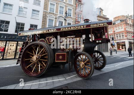 Un Super Lion 1932 Fowler ‘B6’, connu sous le nom de ‘Lion’, estimé £800 000 – 1 200 000 est conduit lors d’un appel photo pour Bonhams Golden Age of Motoring sale 1886 à 1939, présentant les véhicules anciens combattants, vintage et post-vintage les plus fins et les plus rares, sur 28 octobre 2020 à Londres, en Angleterre. (Photo de Wiktor Szymanowicz/NurPhoto) Banque D'Images