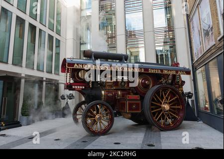 Un Super Lion 1932 Fowler ‘B6’, connu sous le nom de ‘Lion’, estime £800 000 – 1 200 000 est exposé lors d’un appel photo pour Bonhams Golden Age of Motoring sale 1886 à 1939, présentant les véhicules anciens combattants, vintage et post-vintage les plus fins et les plus rares, sur 28 octobre 2020 à Londres, en Angleterre. (Photo de Wiktor Szymanowicz/NurPhoto) Banque D'Images