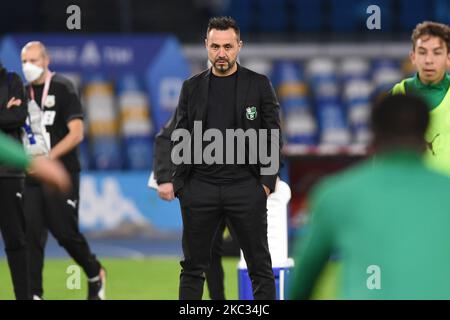 Entraîneur en chef des États-Unis Sassuolo Roberto de Zerbi des États-Unis Sassuolo lors de la série Un match entre SSC Napoli et US Sassuolo au Stadio San Paolo Naples Italie le 1 novembre 2020. (Photo de Franco Romano/NurPhoto) Banque D'Images
