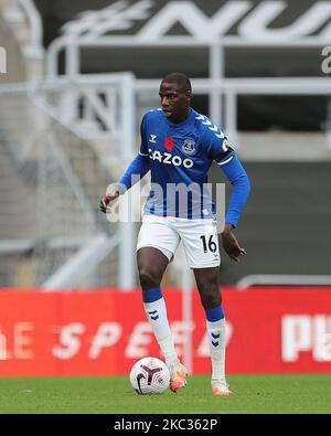 Abdoulaye Doucours d'Everton lors du match de la première Ligue entre Newcastle United et Everton au parc St. James's, Newcastle, le dimanche 1st novembre 2020. (Photo de Mark Fletcher/MI News/NurPhoto) Banque D'Images