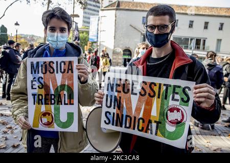 Démonstration de professionnels de la culture contre les mesures restrictives dans le domaine de la pandémie du Covid-19 / coronavirus à Barcelone, Catalogne, Espagne, 5 novembre 2020. (Photo par Albert Llop/NurPhoto) Banque D'Images
