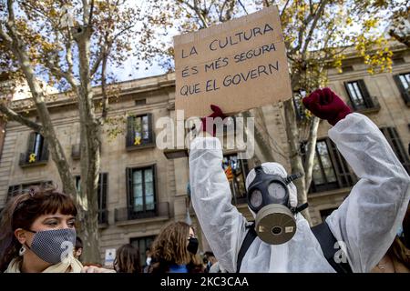 Démonstration de professionnels de la culture contre les mesures restrictives dans le domaine de la pandémie du Covid-19 / coronavirus à Barcelone, Catalogne, Espagne, 5 novembre 2020. (Photo par Albert Llop/NurPhoto) Banque D'Images