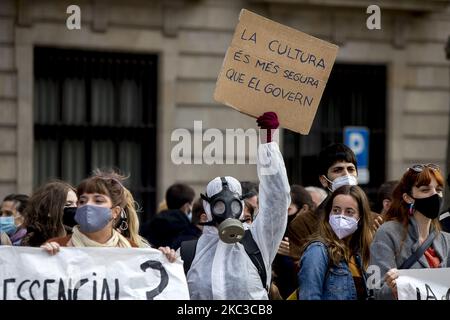 Démonstration de professionnels de la culture contre les mesures restrictives dans le domaine de la pandémie du Covid-19 / coronavirus à Barcelone, Catalogne, Espagne, 5 novembre 2020. (Photo par Albert Llop/NurPhoto) Banque D'Images