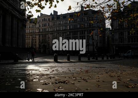 Vue générale des rues vides de la ville de Londres pendant le deuxième confinement national, en raison de la deuxième vague de Covid-19, à Londres sur 10 novembre 2020. (Photo par Alberto Pezzali/NurPhoto) Banque D'Images