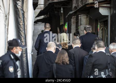 Le Secrétaire D'Etat AMÉRICAIN Mike Pompeo visite la mosquée Rustem Pasha dans le district de Fatih à Istanbul, en Turquie, sur 17 novembre 2020. (Photo par Onur Dogman/NurPhoto) Banque D'Images
