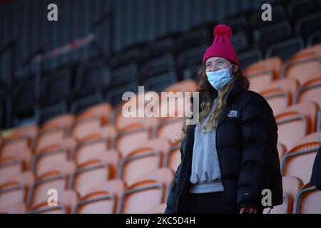 Les fans de Tottenham Hotspur se tournent vers la Super League féminine 2020-21 entre Tottenham Hotspur et le Brighton FC au Hive. (Photo de Federico Guerra Moran/NurPhoto) Banque D'Images