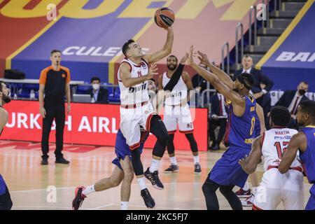 11 Kostas Sloukas de l'Olympiacos Pirée lors du match de la saison régulière de l'Euroligue 2020/2021 de Turkish Airlines Round 9 entre le FC Barcelone et l'Olympiacos Pirée au Palau Blaugrana sur 08 décembre 2020 à Barcelone, en Espagne. (Photo par Xavier Bonilla/NurPhoto) Banque D'Images