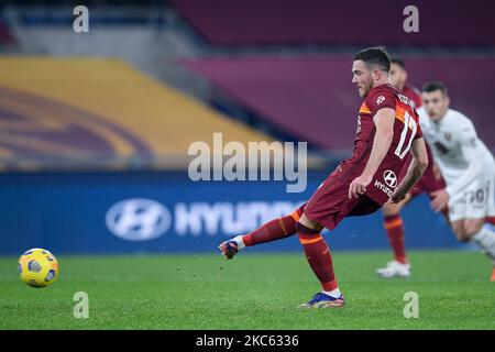 Jordan Veretout of AS Roma marque le deuxième but lors de la série Un match entre AS Roma et le FC Torino au Stadio Olimpico, Rome, Italie, le 17 décembre 2020. (Photo de Giuseppe Maffia/NurPhoto) Banque D'Images