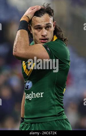 Huddersfield, Royaume-Uni. 04th novembre 2022. Tino Fa'asuamaleaui d'Australie pendant la coupe du monde de rugby 2021 quart finale match Australie contre Liban au stade John Smith, Huddersfield, Royaume-Uni, 4th novembre 2022 (photo de Mark Cosgrove/News Images) à Huddersfield, Royaume-Uni, le 11/4/2022. (Photo de Mark Cosgrove/News Images/Sipa USA) crédit: SIPA USA/Alay Live News crédit: SIPA USA/Alay Live News Banque D'Images