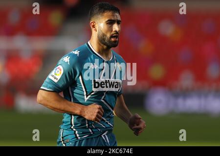 Nabil Fekir, de Real Betis pendant le match de la Liga entre Grenade CF et Real Betis au stade Nuevo Los Carmenes sur 20 décembre 2020 à Grenade, Espagne. Les stades de football de toute l'Europe restent fermés aux fans en raison de la pandémie du coronavirus. (Photo par Álex Cámara/NurPhoto) Banque D'Images