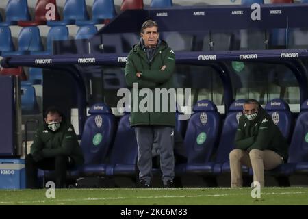 Directeur général de Real Betis Manuel Pellegrini pendant le match espagnol de la Liga entre Levante UD et Real Betis Balompie au stade Ciutat de Valence sur 29 décembre 2020. (Photo de Jose Miguel Fernandez/NurPhoto) Banque D'Images