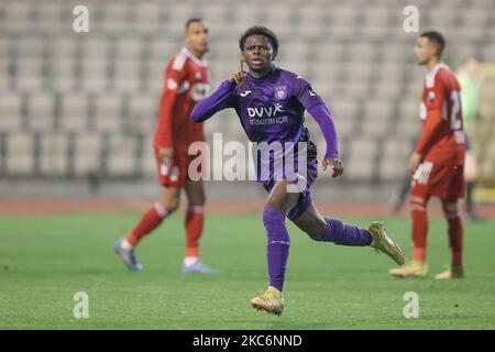 Chris Lokesa de RSCA futures célèbre après avoir obtenu son score lors d'un match de football entre RSCA futures (U23) et SL16 (Standard U23), le vendredi 04 novembre 2022 à Bruxelles, le 12 e jour de la 2022-2023 « Challenger Pro League », 1B deuxième division du championnat belge. BELGA PHOTO BRUNO FAHY Banque D'Images