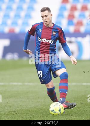 Carlos Clerc de Levante UD pendant la Ligue Santander mach entre Levante et Eibar à l'Estadio Ciutat de Valencia le 10 janvier 2021 à Valence, Espagne (photo de Maria Jose Segovia/NurPhoto) Banque D'Images