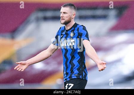 Milan Skriniar du FC Internazionale gestes pendant la série Un match entre AS Roma et FC Internazionale au Stadio Olimpico, Rome, Italie, le 10 janvier 2021. (Photo de Giuseppe Maffia/NurPhoto) Banque D'Images