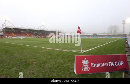 Un point de vue général avec la décoration de la coupe FA en place lors de la troisième ronde de la coupe FA entre Crawley Town et Leeds United au stade de la pension du peuple , Crawley, Royaume-Uni, le 10th janvier 2021 (photo par action Foto Sport/NurPhoto) Banque D'Images