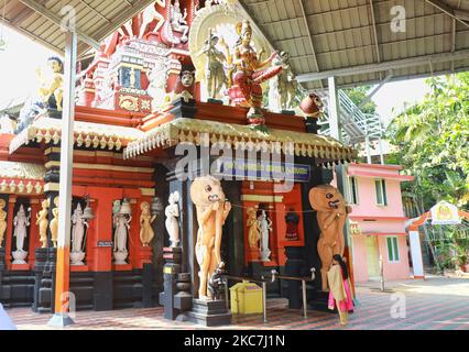 Temple Pazhanchira Devi à Thiruvananthapuram (Trivandrum), Kerala, Inde. Le temple de Sree Pazhanchira Devi est l'un des temples les plus anciens. Le temple a près de 700 ans et est un excellent exemple de Kerala Vasthu Vidya et de son architecture. Cette structure patrimoniale est placée sous la liste des monuments d'importance nationale. (Photo de Creative Touch Imaging Ltd./NurPhoto) Banque D'Images