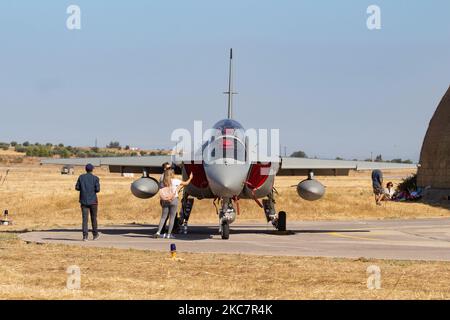 Alenia Aermacchi M-346 Master, un avion à jet d'entraînement à deux moteurs et une attaque légère de l'Armée de l'Air italienne telle qu'elle a été vue sur le tarmac dans la base aérienne de Tanagra LGTG près d'Athènes lors du spectacle aérien de la semaine de vol 2019 d'Athènes. Le jet militaire est fabriqué en Italie par Alenia Aermacchi et Leonardo. Le HAF de la Force aérienne hellénique a annoncé en janvier 2021 son intention d'acquérir 10 des variantes israéliennes M-346 Lavi pour les utiliser comme formateurs dans une nouvelle école de vol. Aéroport de Tanagra, Attika, Grèce le 2019 septembre (photo de Nicolas Economou/NurPhoto) Banque D'Images