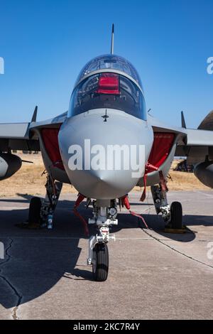 Alenia Aermacchi M-346 Master, un avion à jet d'entraînement à deux moteurs et une attaque légère de l'Armée de l'Air italienne telle qu'elle a été vue sur le tarmac dans la base aérienne de Tanagra LGTG près d'Athènes lors du spectacle aérien de la semaine de vol 2019 d'Athènes. Le jet militaire est fabriqué en Italie par Alenia Aermacchi et Leonardo. Le HAF de la Force aérienne hellénique a annoncé en janvier 2021 son intention d'acquérir 10 des variantes israéliennes M-346 Lavi pour les utiliser comme formateurs dans une nouvelle école de vol. Aéroport de Tanagra, Attika, Grèce le 2019 septembre (photo de Nicolas Economou/NurPhoto) Banque D'Images