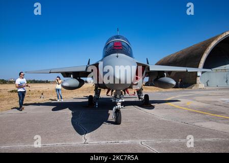 Alenia Aermacchi M-346 Master, un avion à jet d'entraînement à deux moteurs et une attaque légère de l'Armée de l'Air italienne telle qu'elle a été vue sur le tarmac dans la base aérienne de Tanagra LGTG près d'Athènes lors du spectacle aérien de la semaine de vol 2019 d'Athènes. Le jet militaire est fabriqué en Italie par Alenia Aermacchi et Leonardo. Le HAF de la Force aérienne hellénique a annoncé en janvier 2021 son intention d'acquérir 10 des variantes israéliennes M-346 Lavi pour les utiliser comme formateurs dans une nouvelle école de vol. Aéroport de Tanagra, Attika, Grèce le 2019 septembre (photo de Nicolas Economou/NurPhoto) Banque D'Images