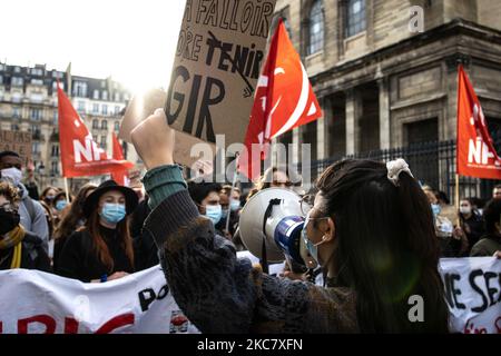 Les étudiants manifestent contre les mesures insuffisantes prises par le gouvernement, à Paris, France, sur 20 janvier,2021. (Photo de Jerome Gilles/NurPhoto) Banque D'Images