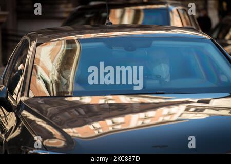 Le Premier ministre Giuseppe Conte démissionnait d'une entrée latérale en voiture après avoir donné sa démission du chef d'État Sergio Mattarella à Rome, le 26 janvier 2021. (Photo par Andrea Ronchini/NurPhoto) Banque D'Images
