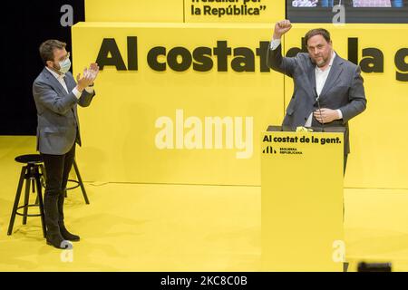 Campagne électorale de Esquerra Republicana de Catalunya (ERC - gauche républicaine catalane), parti catalan pro-indépendantiste de centre-gauche, avec la participation de son dirigeant principal, Oriol Junqueras, emprisonné par le référendum de 2019, et du candidat aux élections régionales, Pere Aragonés, à Badalona, près de Barcelone, sur 29 janvier, 2021. (Photo d'Albert Llop/NurPhoto) Banque D'Images