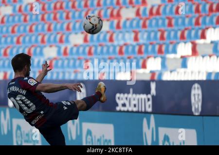 Jorge Miramon, avant de Levante, lors du match espagnol de la Liga entre Levante UD et Grenade CF au stade Ciutat de Valence sur 06 février 2021. (Photo de Jose Miguel Fernandez/NurPhoto) Banque D'Images