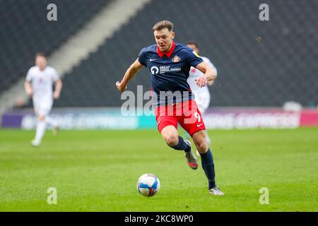 Charlie Wyke de Sunderland lors de la première moitié de la Sky Bet League un match entre MK Dons et Sunderland au stade MK, Milton Keynes, le samedi 6th février 2021. (Photo de John Cripps/MI News/NurPhoto) Banque D'Images