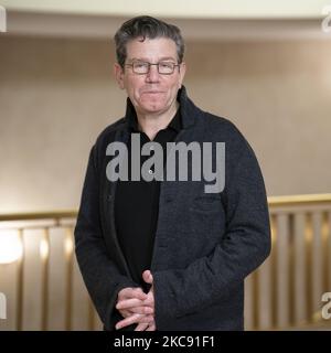 Le directeur de l'opéra canadien Robert Carsen pose lors de la présentation de l'opéra SIEGFRIED, DE RICHARD WAGNER au teatyro Real de Madrid. 9 février 2021 Espagne (photo par Oscar Gonzalez/NurPhoto) Banque D'Images