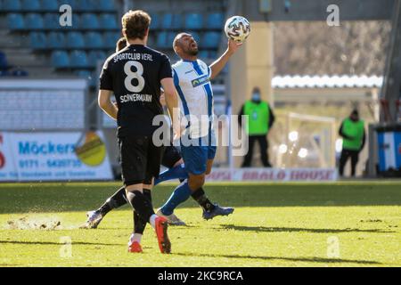 Sliou Sané de 1. FC Magdeburg pendant la 3. Match Liga entre 1. FC Magdebourg et SC Verl à MDCC-Arenar sur 21 février 2021 à Magdebourg, Allemagne. (Photo de Peter Niedung/NurPhoto) Banque D'Images