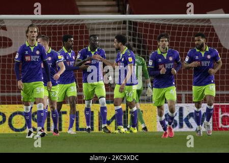 Famara Diedhiou marque le premier but de Bristol City et célèbre avec ses coéquipiers lors du match du championnat Sky Bet entre Middlesbrough et Bristol City au stade Riverside, à Middlesbrough, le mardi 23rd février 2021. (Photo de Trevor Wilkinson/MI News/NurPhoto) Banque D'Images