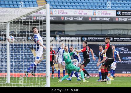 Matthew James, de Coventry City, marque le premier but de son équipe lors du match de championnat Sky Bet entre Blackburn Rovers et Coventry City à Ewood Park, Blackburn, le samedi 27th février 2021. (Photo de Pat Scaasi/MI News/NurPhoto) Banque D'Images