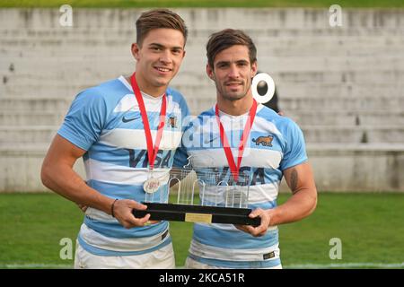 L'équipe Argentine se pose avec le trophée après avoir remporté le rugby de Madrid 7s à l'Estadio Nacional Complutense à Madrid, Espagne. (Photo de Gerard Franco/DAX Images/NurPhoto) Banque D'Images