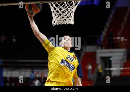 Simone Fontecchio de l'ALBA Berlin en action lors de l'échauffement avant le match de basketball de l'Euroligue entre Zenit Saint-Pétersbourg et ALBA Berlin sur 2 mars 2021 à l'arène de Sibur à Saint-Pétersbourg, Russie. (Photo de Mike Kireev/NurPhoto) Banque D'Images