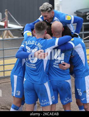 Patrick Brough de Barrow fête avec ses coéquipiers après avoir marquant leur premier but lors du match Sky Bet League 2 entre Barrow et Mansfield Town à Holker Street, Barrow-in-Furness, le samedi 6th mars 2021. (Photo de Mark Fletcher/MI News/NurPhoto) Banque D'Images