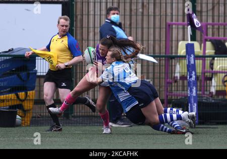 Elissa Jennings de Darlington Mowden Park Sharks et Isla Alejandro de Loughborough Lightning lors du match FÉMININ ALLIANZ PREMIER 15S entre le DMP Durham Sharks et Loughborough Ligntning au château de Maiden, à Durham, le samedi 6th mars 2021. (Photo de Chris Booth/MI News/NurPhoto) Banque D'Images