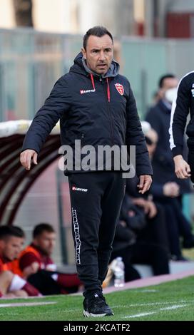 Cristian Brocchi entraîneur-chef d'AC Monza pendant le match de la série B entre Reggina 1914 et AC Monza sur le stade 13 mars 2021 'Oreste Granillo' à Reggio Calabria, Italie (photo de Gabriele Maricchiolo/NurPhoto) Banque D'Images