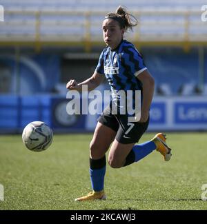 Gloria Marinelli du FC Internazionale en action pendant le match des femmes Coppa Italia entre le FC Internazionale et l'AC Milan au Stadio Ernesto Breda sur 14 mars 2021 à Sesto San Giovanni, Italie. (Photo de Giuseppe Cottini/NurPhoto) Banque D'Images