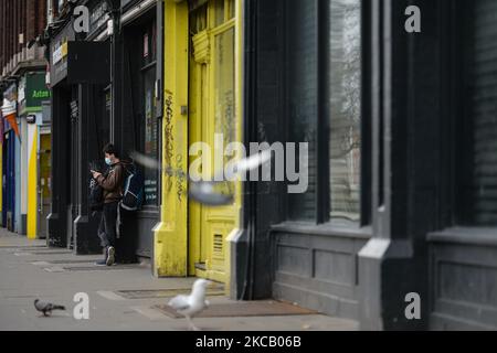 Vue sur les lieux d'affaires fermés dans le centre-ville de Dublin pendant le confinement de Covid-19 de niveau 5. Le lundi 15 mars 2021, à Dublin, Irlande. (Photo par Artur Widak/NurPhoto) Banque D'Images