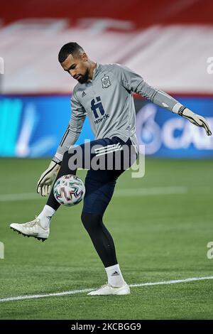 Robert Sanchez (Brighton & Hove Albion) d'Espagne lors de l'échauffement avant la coupe du monde de la FIFA 2022 Qatar qualifiant match entre l'Espagne et la Grèce à l'Estadio Nuevo Los Carmenes sur 25 mars 2021 à Grenade, Espagne. (Photo de Jose Breton/Pics action/NurPhoto) Banque D'Images