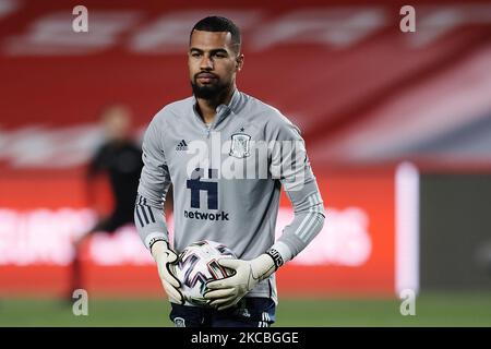 Robert Sanchez (Brighton & Hove Albion) d'Espagne lors de l'échauffement avant de se qualifier pour la coupe du monde de la FIFA 2022 Qatar match entre l'Espagne et la Grèce à l'Estadio Nuevo Los Carmenes sur 25 mars 2021 à Grenade, Espagne. (Photo de Jose Breton/Pics action/NurPhoto) Banque D'Images