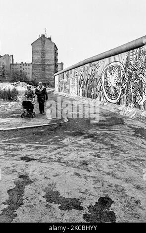 Alexanderplatz, Berlin est, Allemagne, 1983. Banque D'Images