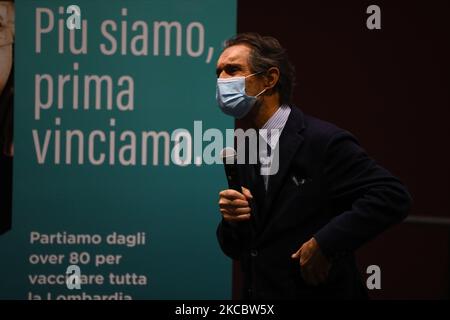 Conférence de presse de la région Lombardie pour la visite de Francesco Paolo Figliuolo, Commissaire spécial chargé de la mise en œuvre et de la coordination des mesures nécessaires à l'endiguement et au contraste de l'urgence épidémiologique COVID-19 dans le centre de vaccination de Fiera Milano sur 31 mars 2021 à Milan, Italie. (Photo par Mairo Cinquetti/NurPhoto) Banque D'Images