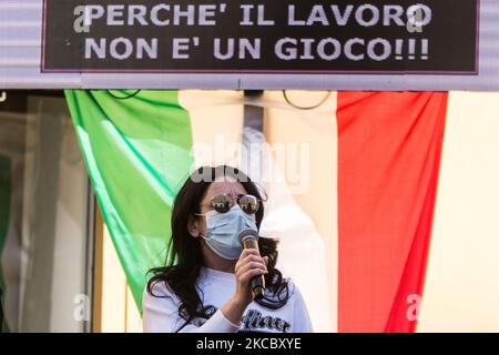 Protestation sur la place Montecitorio, Rome, Italie, sur 31 mars 2021 par le secteur public des jeux d'argent et les travailleurs et les entrepreneurs dans le secteur qui, au cours de la dernière année, n'ont été ouverts que dans les mois d'été, ce qui met des milliers de travailleurs dans le secteur en danger et demande au gouvernement de rouvrir les activités des salles de jeux. (Photo par Andrea Ronchini/NurPhoto) Banque D'Images