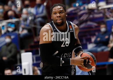 Guerschon Yabusele de LDLC ASVEL Villeurbanne en action pendant le match de basketball de l'Euroligue entre Zenit Saint-Pétersbourg et LDLC ASVEL Villeurbanne sur 2 avril 2021 à l'arène de Sibur à Saint-Pétersbourg, en Russie. (Photo de Mike Kireev/NurPhoto) Banque D'Images