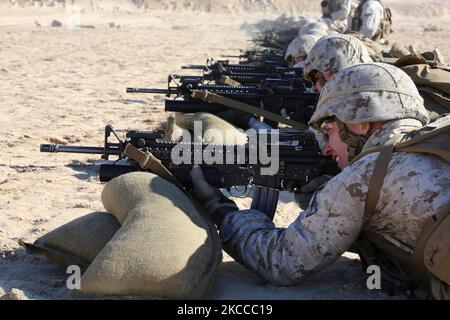 Les grenadiers lançaient le fusil M16A4/lanceur de grenade M203. Banque D'Images