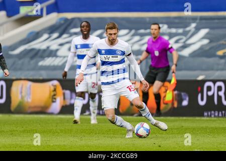 QPR Sam Field à l'occasion du match de championnat du Sky Bet entre Queens Park Rangers et Sheffield mercredi au stade Loftus Road, Londres, le 10th avril 2021. (Photo par Ian Randall/MI News/NurPhoto) Banque D'Images