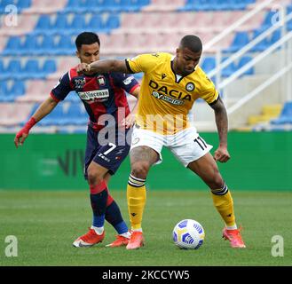 Walace Souza Silva d'Udinese Calcio pendant la série Un match entre FC Crotone et Udinese Calcio sur le stade 17 avril 2021 'Ezio Scida' à Crotone, Italie (photo de Gabriele Maricchiolo/NurPhoto) Banque D'Images
